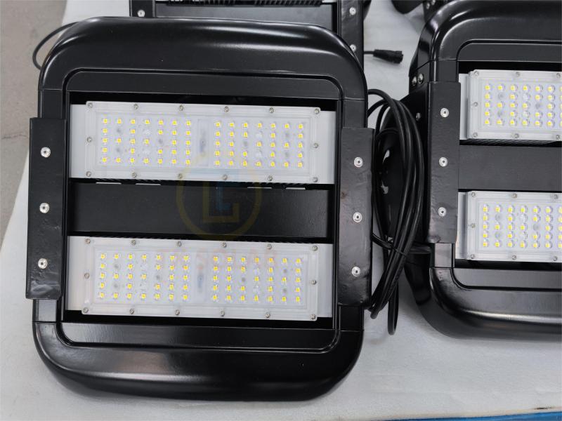 Uses of Industrial led flood lights