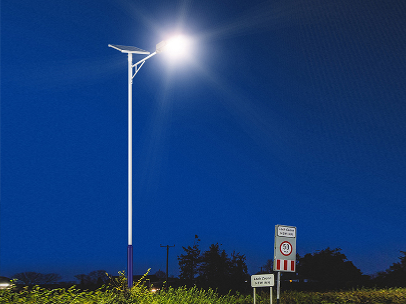 How many modes does the outdoor solar street lamp controller have?